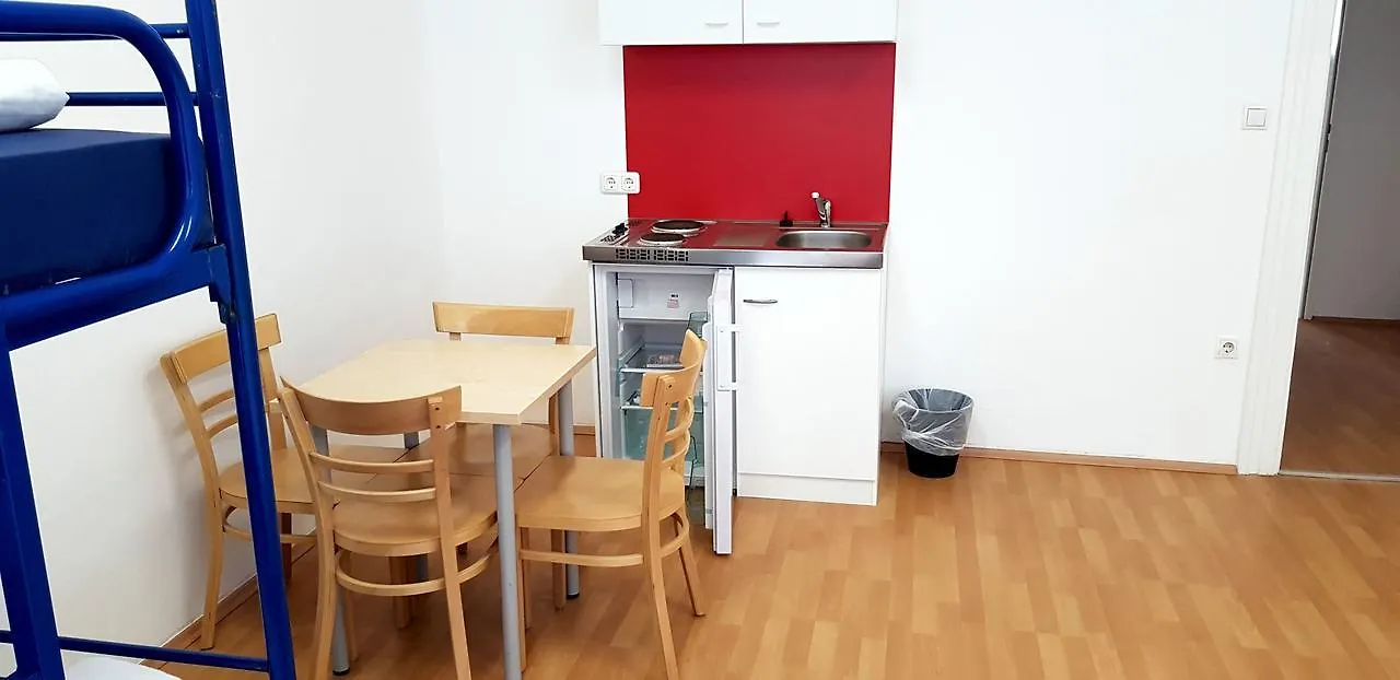 Easyroom Vienna - Low Budget Hostel