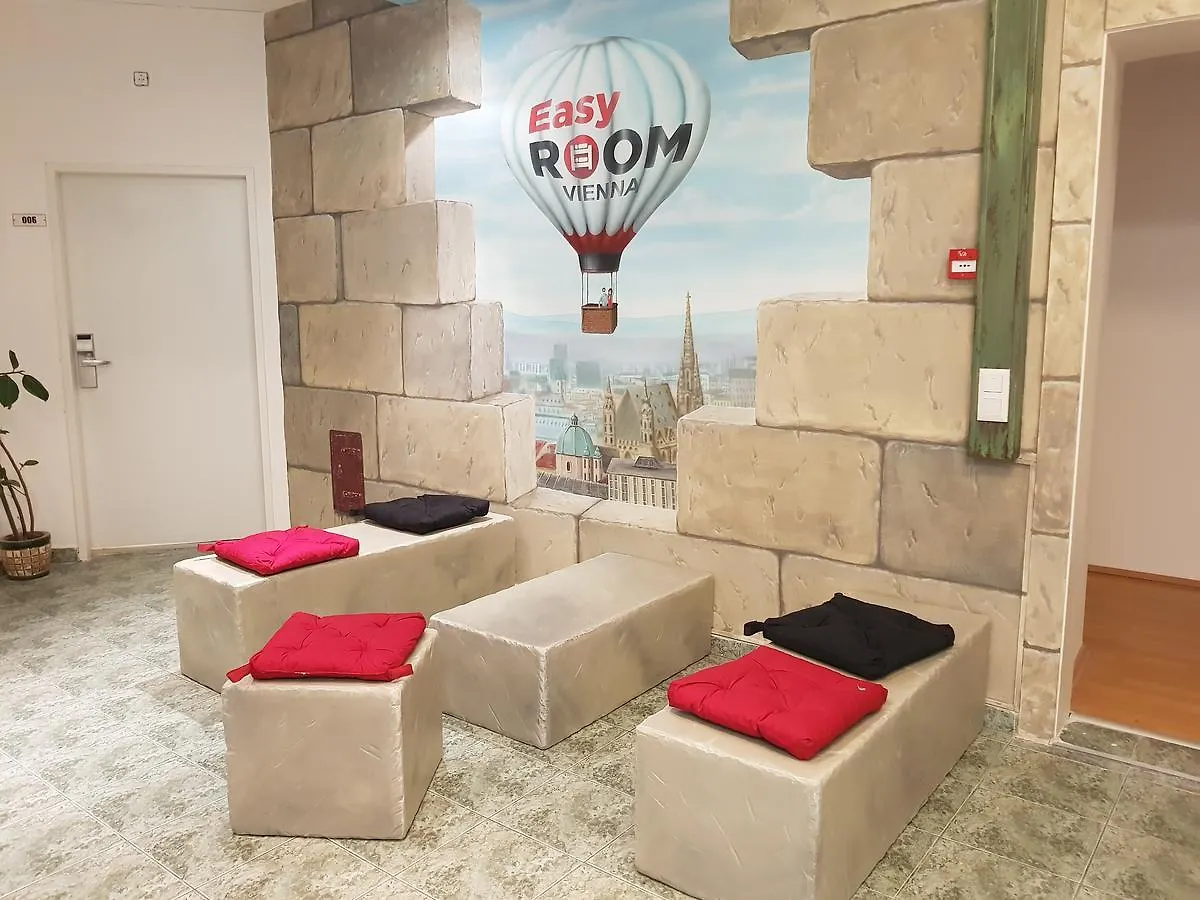 Easyroom Vienna - Low Budget Hostel 0*,